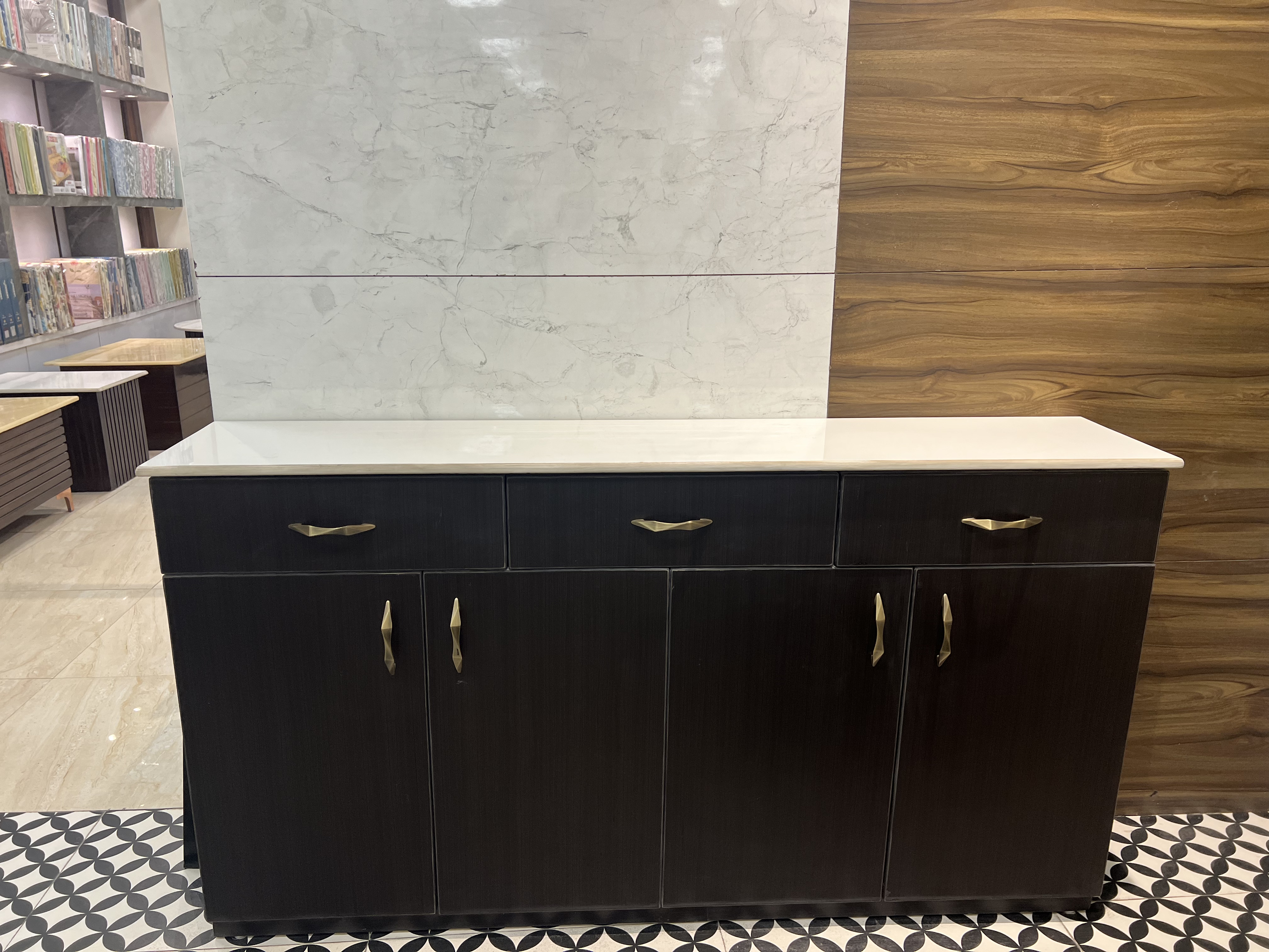 Bailey Console cum Service Table